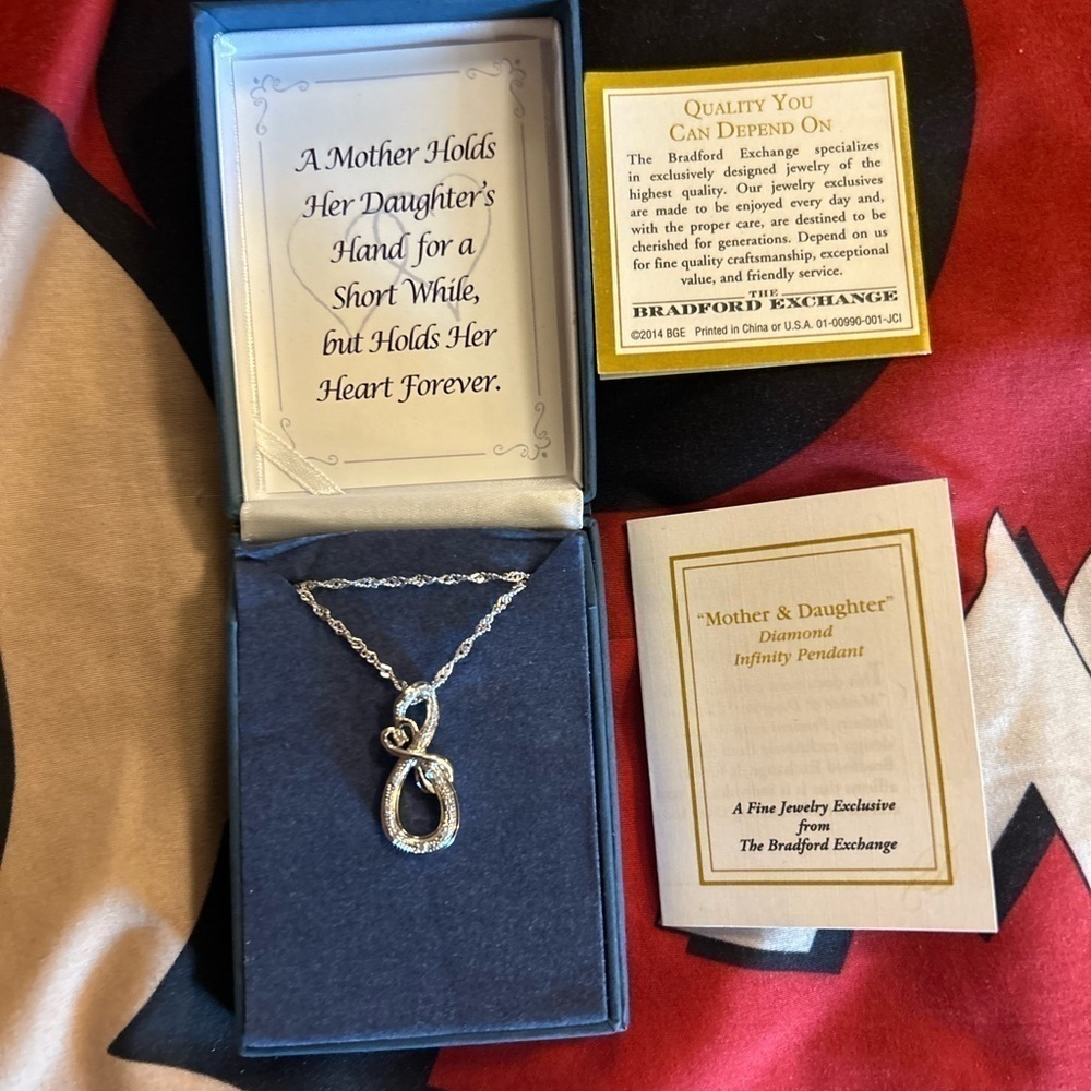 The bradford exchange mother and daughter  diamond infinity necklace 925